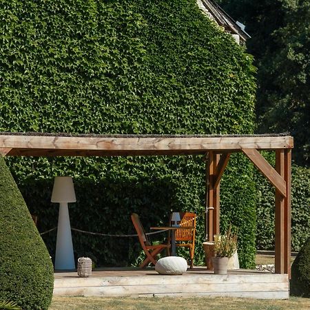 Отель Domaine De La Limetiere Neuvy-le-Roi Экстерьер фото